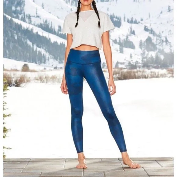 ALO Yoga Navy Blue Camo Airbrush Legging High Rise - Picture 1 of 16